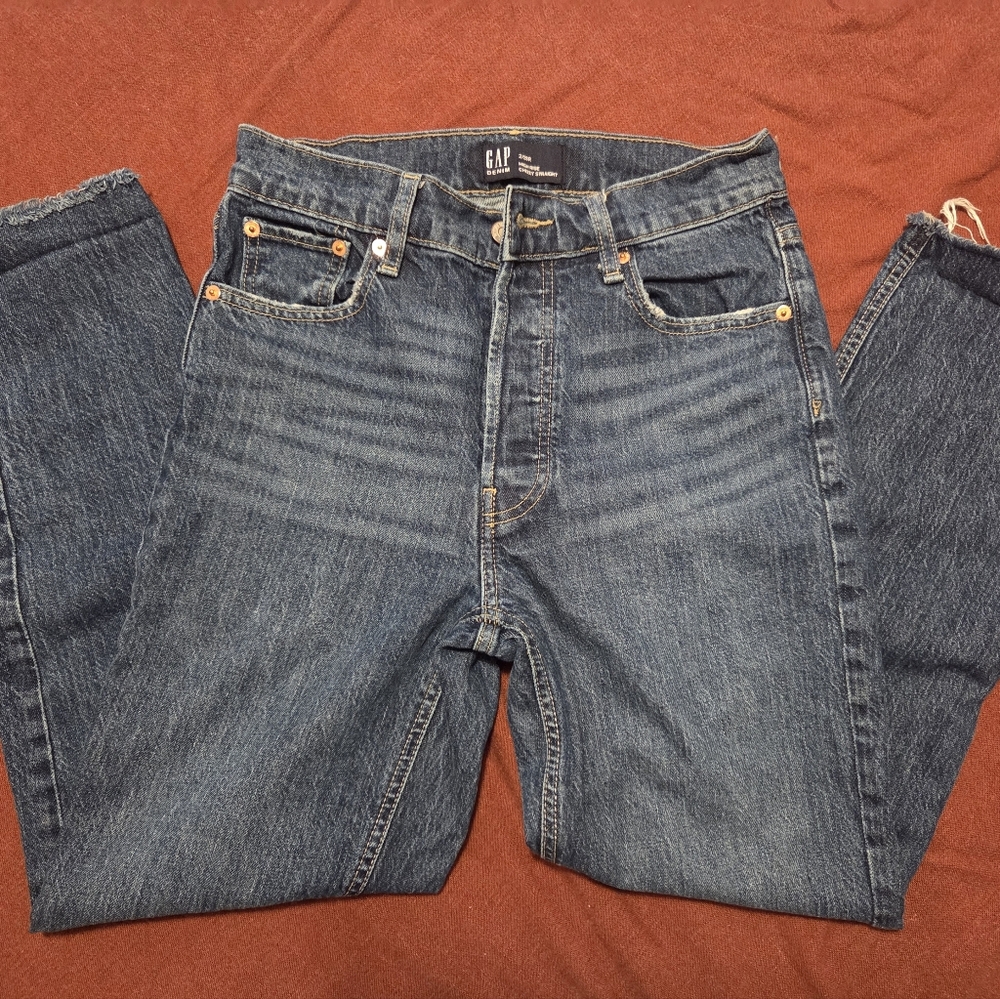 High Rise Cheeky Straight Jeans